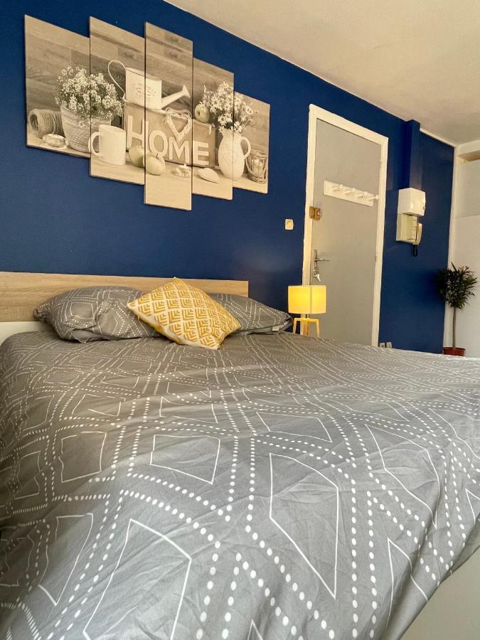 Appartement Entier Moissac Centre 30 M2 Calme Avec Cour Interieure Pour Velos A 50M Du Marche De 穆瓦萨克 外观 照片