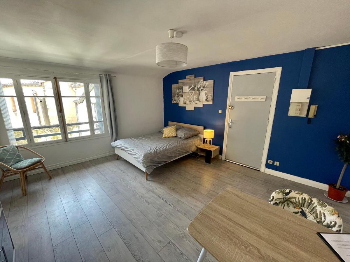 Appartement Entier Moissac Centre 30 M2 Calme Avec Cour Interieure Pour Velos A 50M Du Marche De 穆瓦萨克 外观 照片